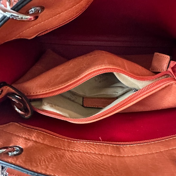 NWT Handbag/Shoulder Bag Coveri World. - Picture 6 of 13